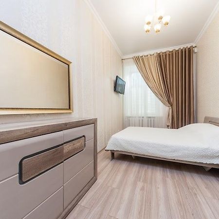 Center, Apartment On Deribasovskaya 10 Odessa Exterior foto